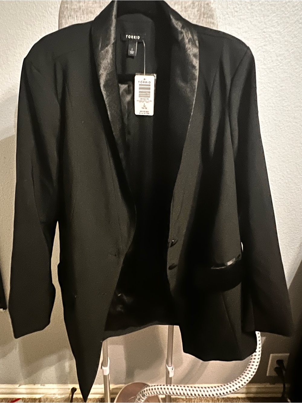 torrid Black Satin-Trim Blazer